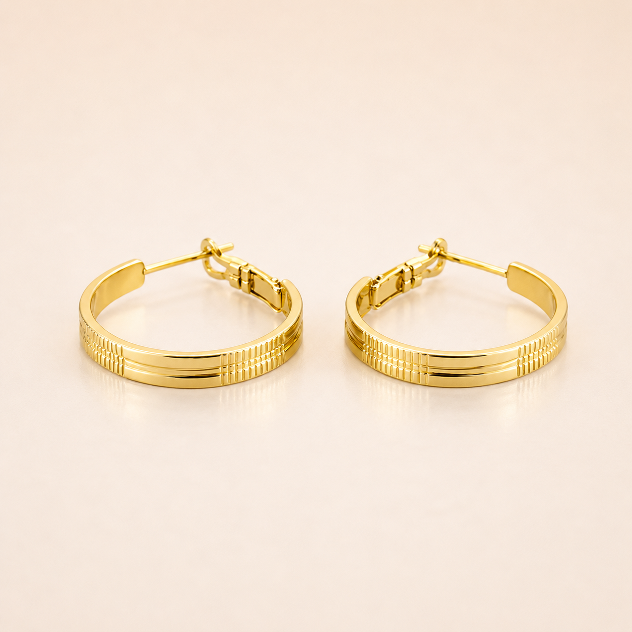 Lina Small Hoop