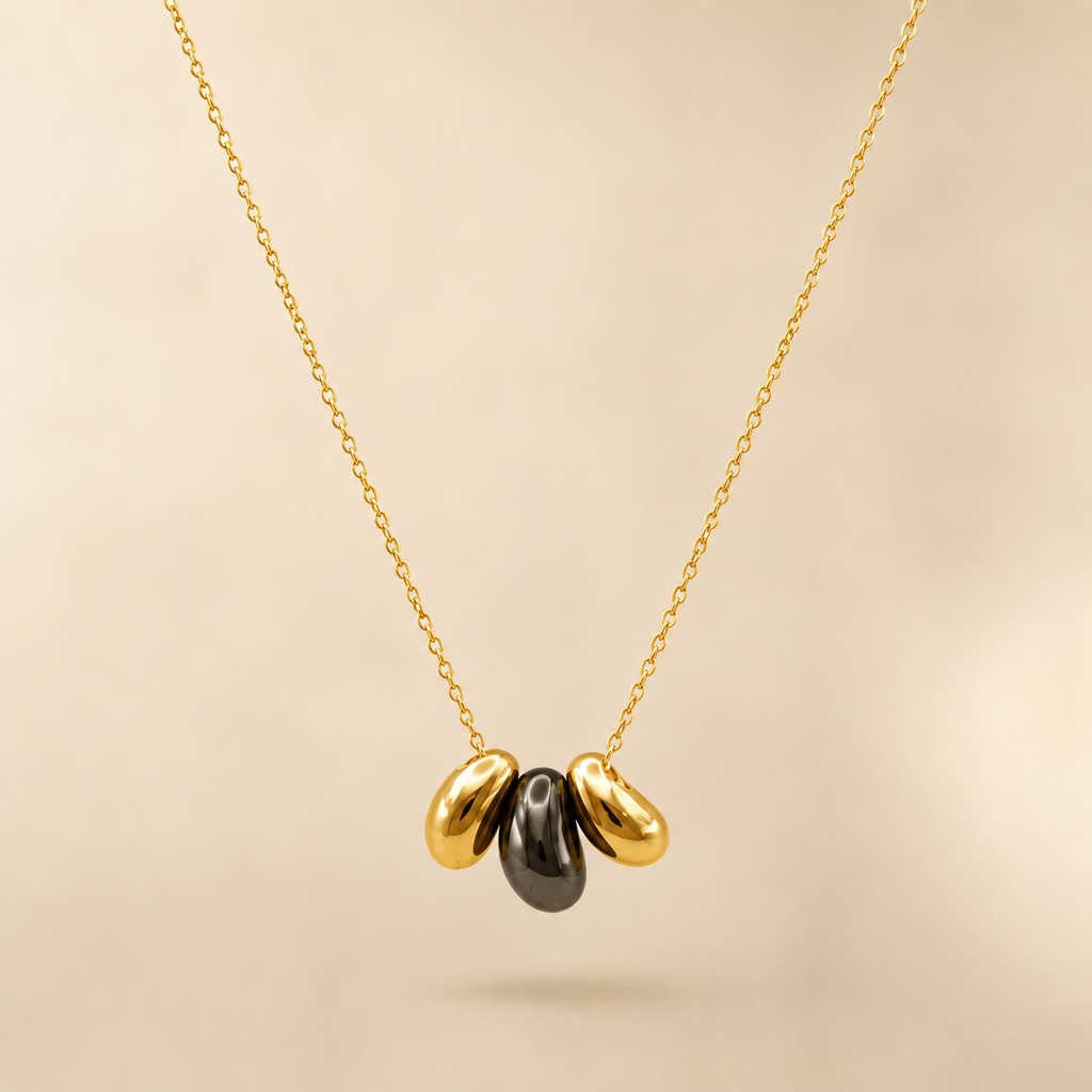 Noir Necklace