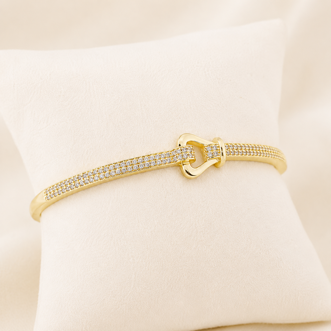 Vela Bangle